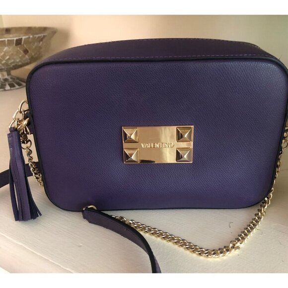 COPY - VALENTINO Babette Studded Leather Chain Strap Camera Bag Blackberry Purp… - Picture 1 of 16